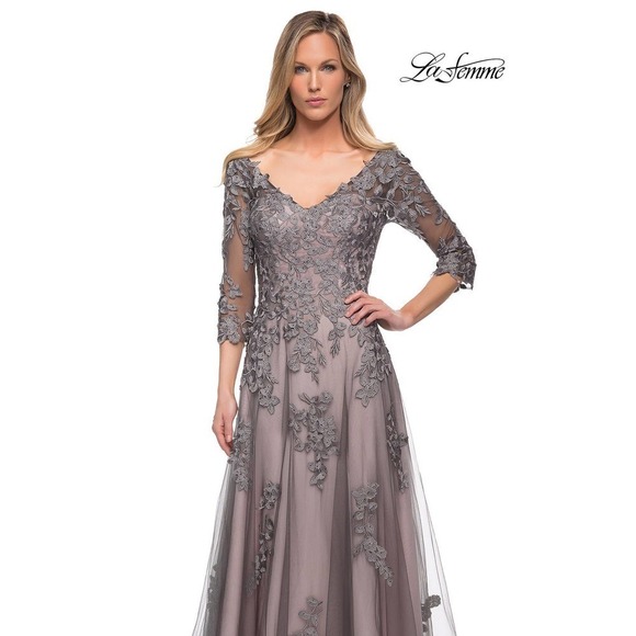 LA FEMME Lace & Tulle Embroidered A-Line Gown Size 4 NWT - Picture 4 of 9